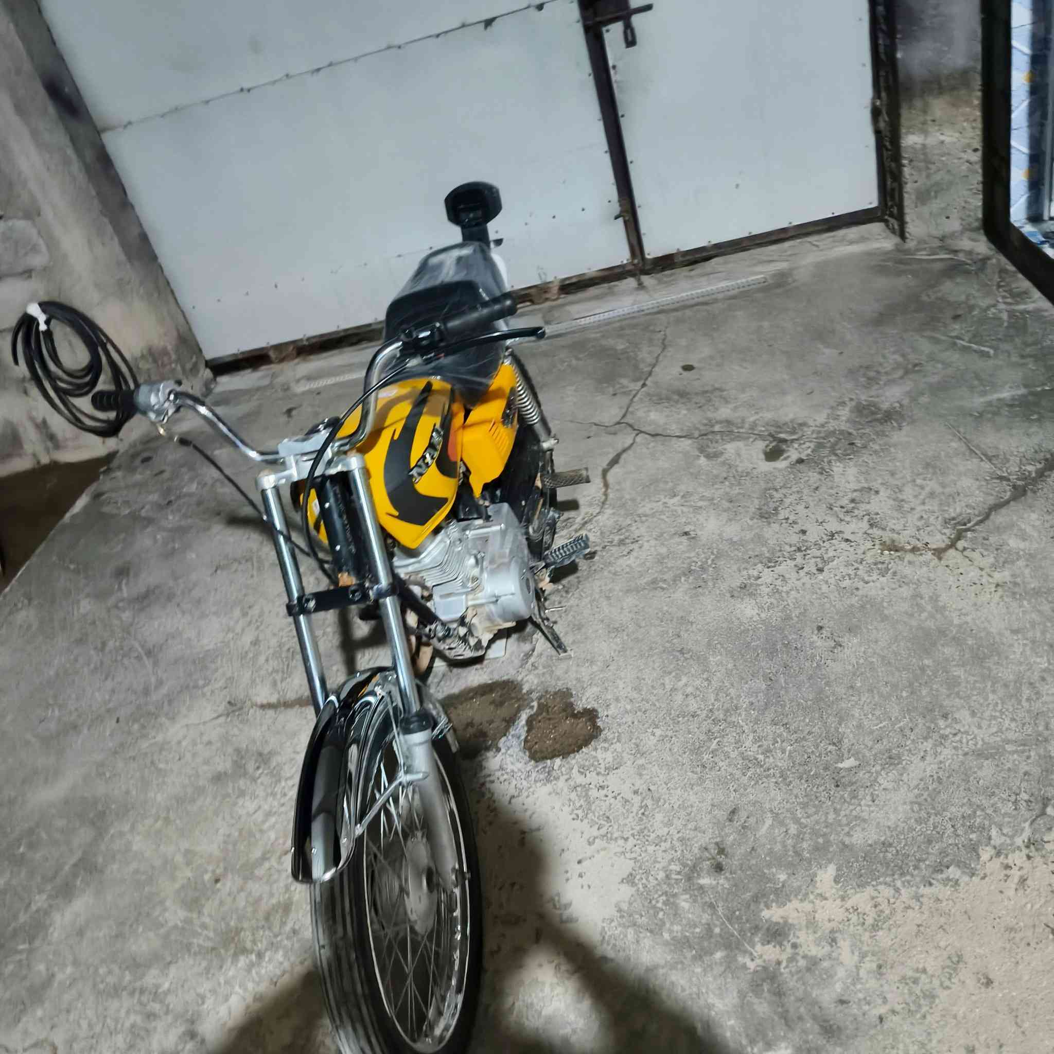 ألسلا عليكم نامة تعمير للبيع شاصي أرشة مديل 21اوراق سكنر مكينة شلامچة 23شرط شلعة ومعدل وفصلة شگد متريد دراجة واضحة نضافتها ميحتاج احجي بيها تانكي وصفاحيات نامة بلاد البارحة شديتة سبايدر طياري صالنصة باكستاني دراجة نصبة تخبل مكاني حلة للأستفسار اتصل ‏‪***********‬‏.
