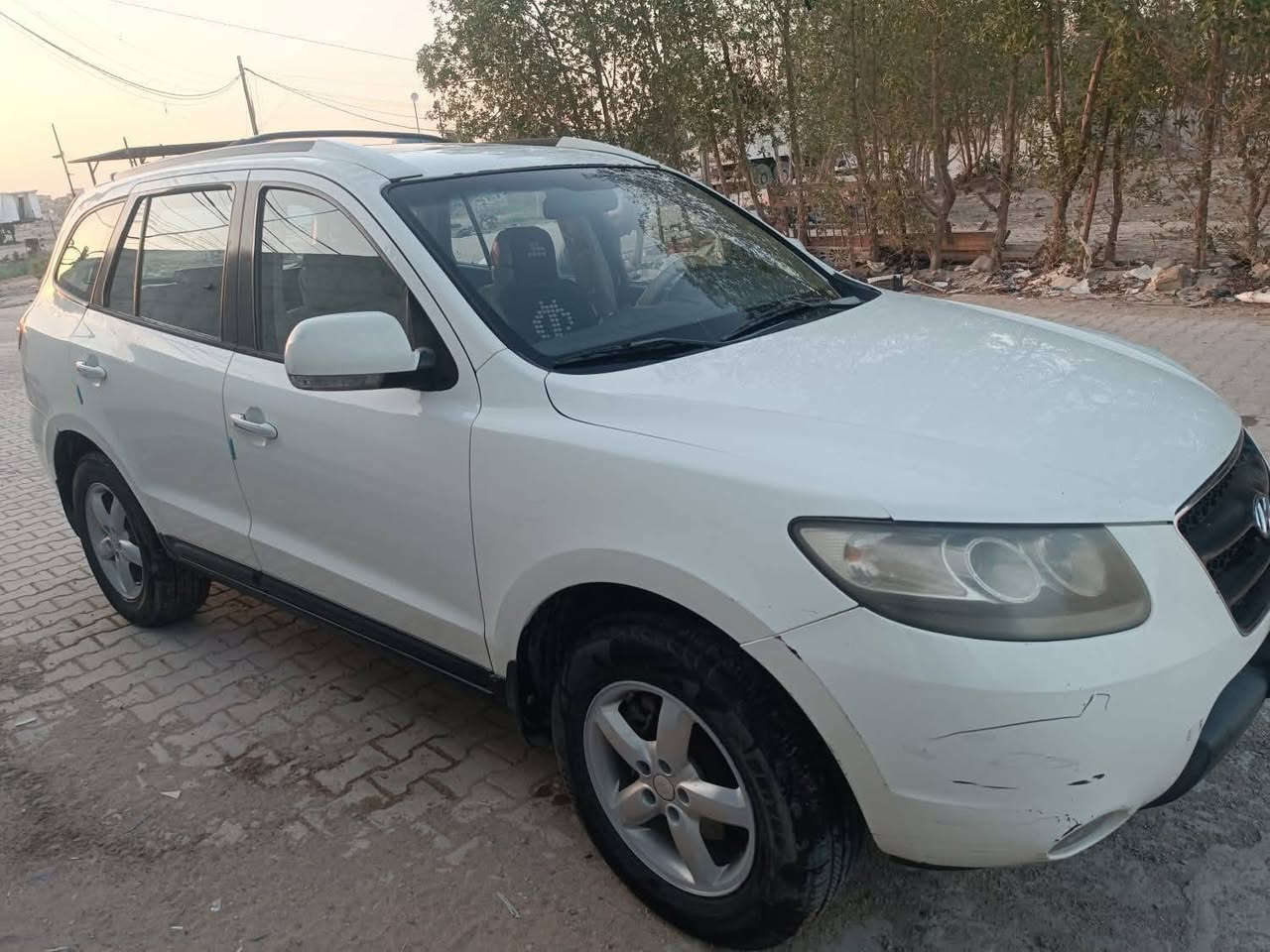 سنتافي للبيع موديل 2009 سته سلندر 2700 فول مواصفات ٧ راكب رقم بابل بأسمي بيه جاملغ الخلفي جهة العبري مصبوغ السعر 130 ورقه وبيه مجال هاتف *********** مكاني النجف
