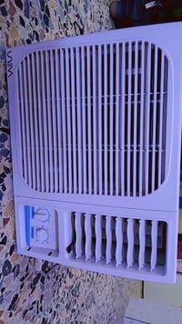 مكيف 1طن شغال  أستعمال أقل شهر  أي ضرر ما بيه عله فحص  سعر 90 مكان مدي...