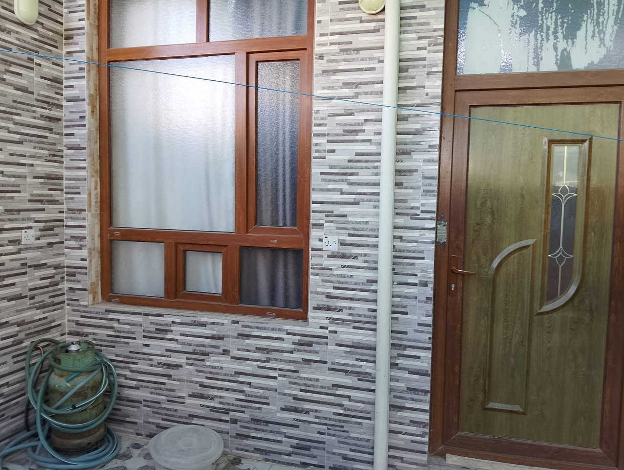 دار للبيع طابقين موقع بختياري قرب جامع محمود الحفيد 100متر 5*20
السعر 30
***********
ربيع دائم
