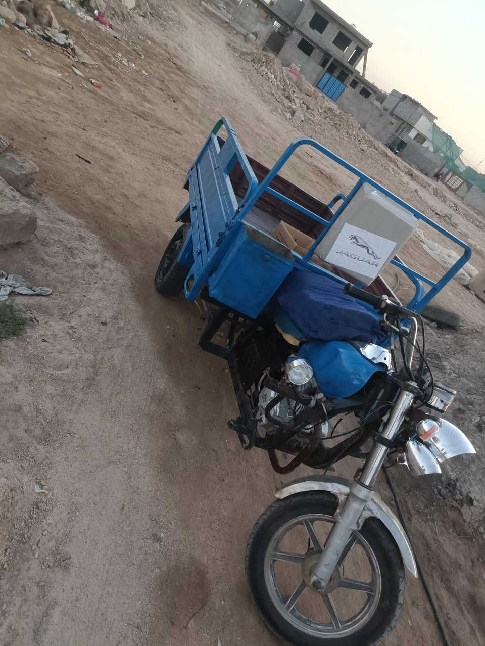 السلام عليكم ستوته للبيع مديل19 شاصي وركبه مكفول محرك نضيف دبلات كله شغال مكاني كربلاء فريحه سعر 950اوراق سنساخ ***********
