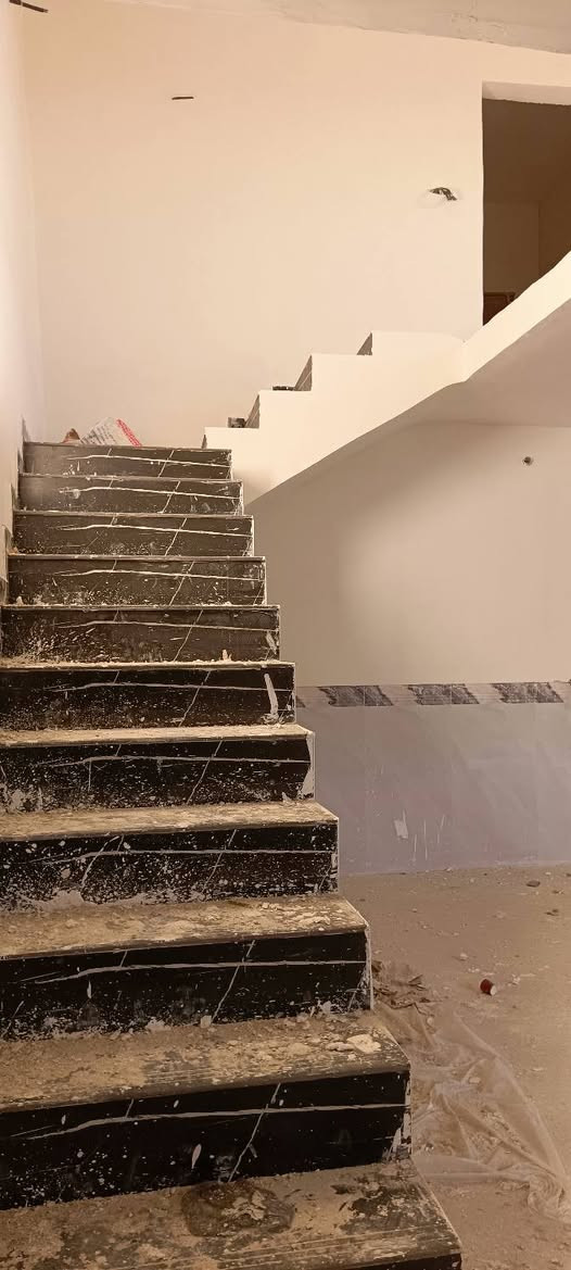 ✨ إعــــلان بيع أو مراوس✨
🌿بيت ١٢٠م طابقين: أربع غرف نوم ودبل صالة واستقبال وتخاريج.

🤚#البناء :الأساس والسقف كونكريت ،ابلوك ،والارضية بورسلين .

💰#السعر: ٦٥ مليون دينار عراقي .

🚖 #العنوان: النجف الأشرف حي الرحمة ،القطاع الأول.

🗣️هذا البيت يرهم بيع ويرهم مراوس مع الفارق .

💫 للاستفسار خاص 📥 أو مراسلة صاحب الشأن نفسه:

***********
