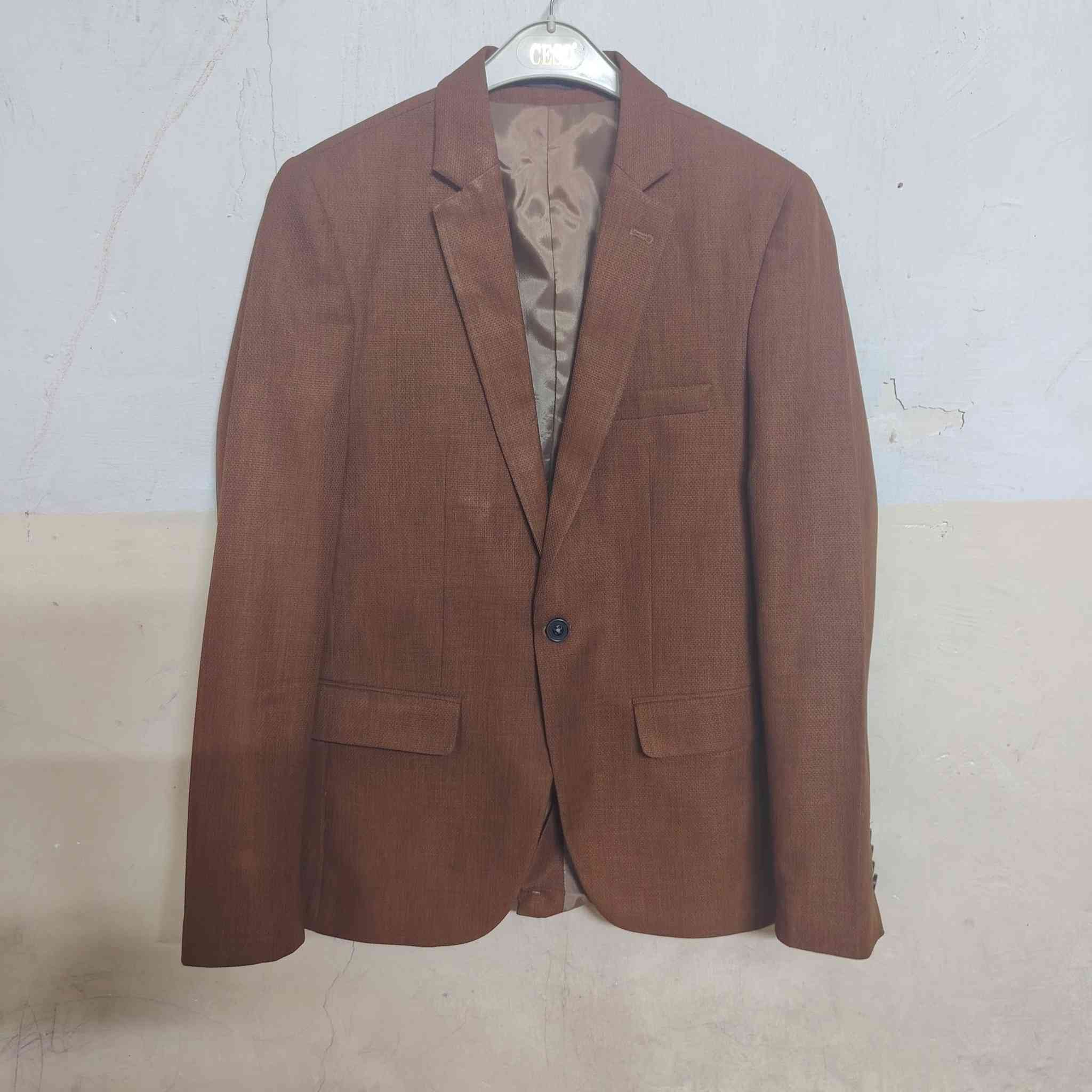 للبيع ستر عدد 2وحدة استعمال مرة واحدة والثانية استعمال قليل للتواصل خاص يوجد توصيل


**إذا كنت صاحب هذا الإعلان وتريد حذفه لأي سبب، رجاءا أرسل رسالة إلى الدعم الفني**