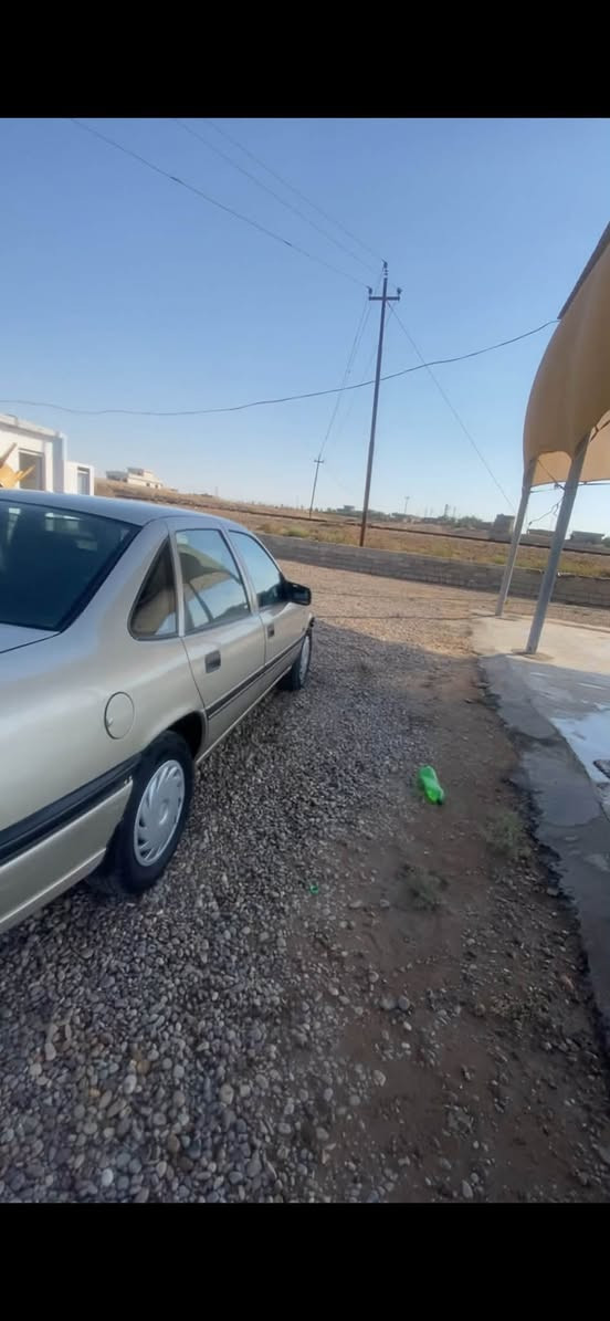 السلام عليكم
فكتره
مديل 94 

كير ومحرك شرط اتماتيك 

رقم بغداد دولي تحويل مباشر 

صبغ عام فقط جمالية

محرك2000

تبريد شغال

تخم تيرات

عنوان صلاح الدين 

رقم ***********
