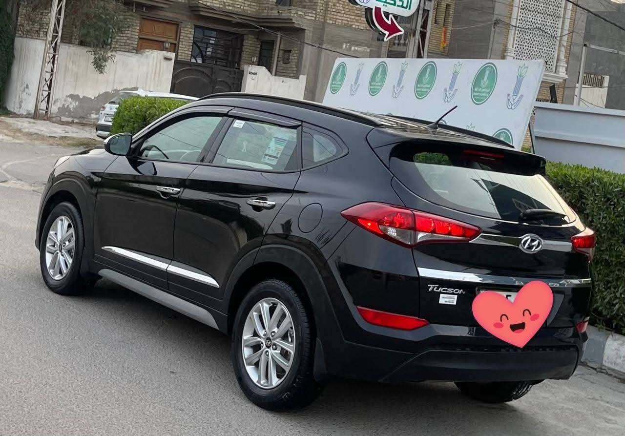 السلام عليكم هونداي تكسون للبيع موديل 2018رقم أربيل بسمي تريد وكاله اتريد تحويل السنويه ٢٠٣٠ حادث جاملع شبر بارد  وبنيد اشويه معجون من كدام بس رشينه كله رصعه براس الشاصي  محرك 4 السياره كندي مشيه 72  السعر 155  او بيه مجال مكان السياره كركوك الاستفسار الاتصال ***********
***********
