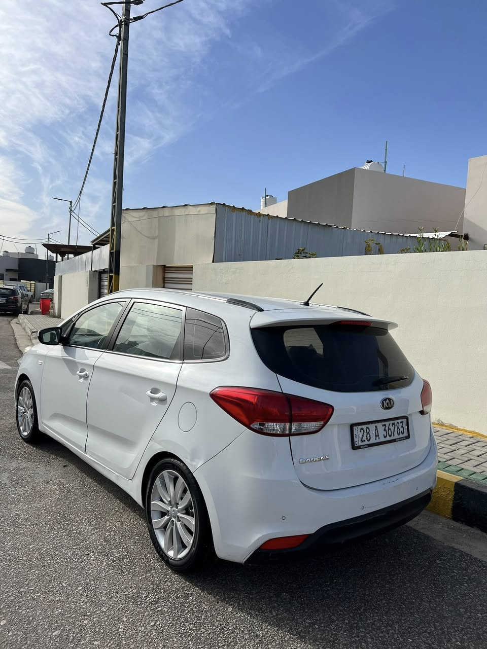 السلام عليكم

كيا كارنز
للبيع  مديل 2014 رقم وسنويه جديده نجف باسمي  سبعه راكب خليجي ماشيه 168 الف وقابله  للزياده  مكينه 2000 دوش مكفوله من وصبغ وتبديل تخم تاير جديد باتري جديد حداديه جديده دواخل كلش جديده متصرف عليه 1000 دينار جاهزه مجهزه من كلشي السعر 140وبي  مجال مكان السياره نجف استفسار اتصل *********** او خاص
