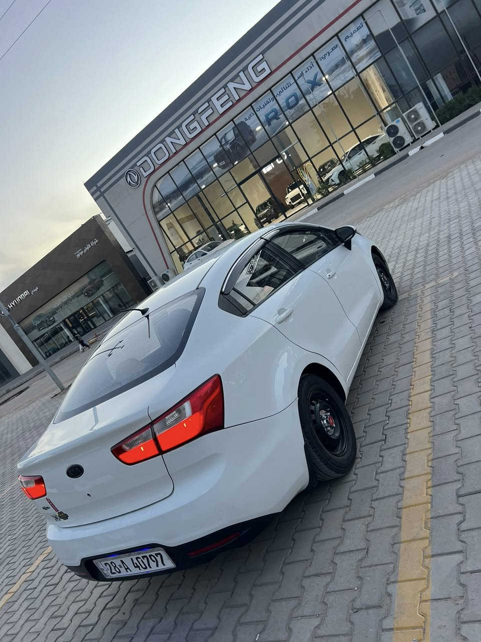 السلام عليكم
كيا ريو 2012 خليجي محرك 1600 قطرتين دوش كير محرك حداديه تخم تاير كله جديد 

السيارة بيها جاملغ وبنيد فقط رقم نجف الجديد بسمي تحويل مباشر 

السعر 87 سونار داخل المنشور 

العنوان النجف الاشرف قرب مطعم الخيمه 

***********
