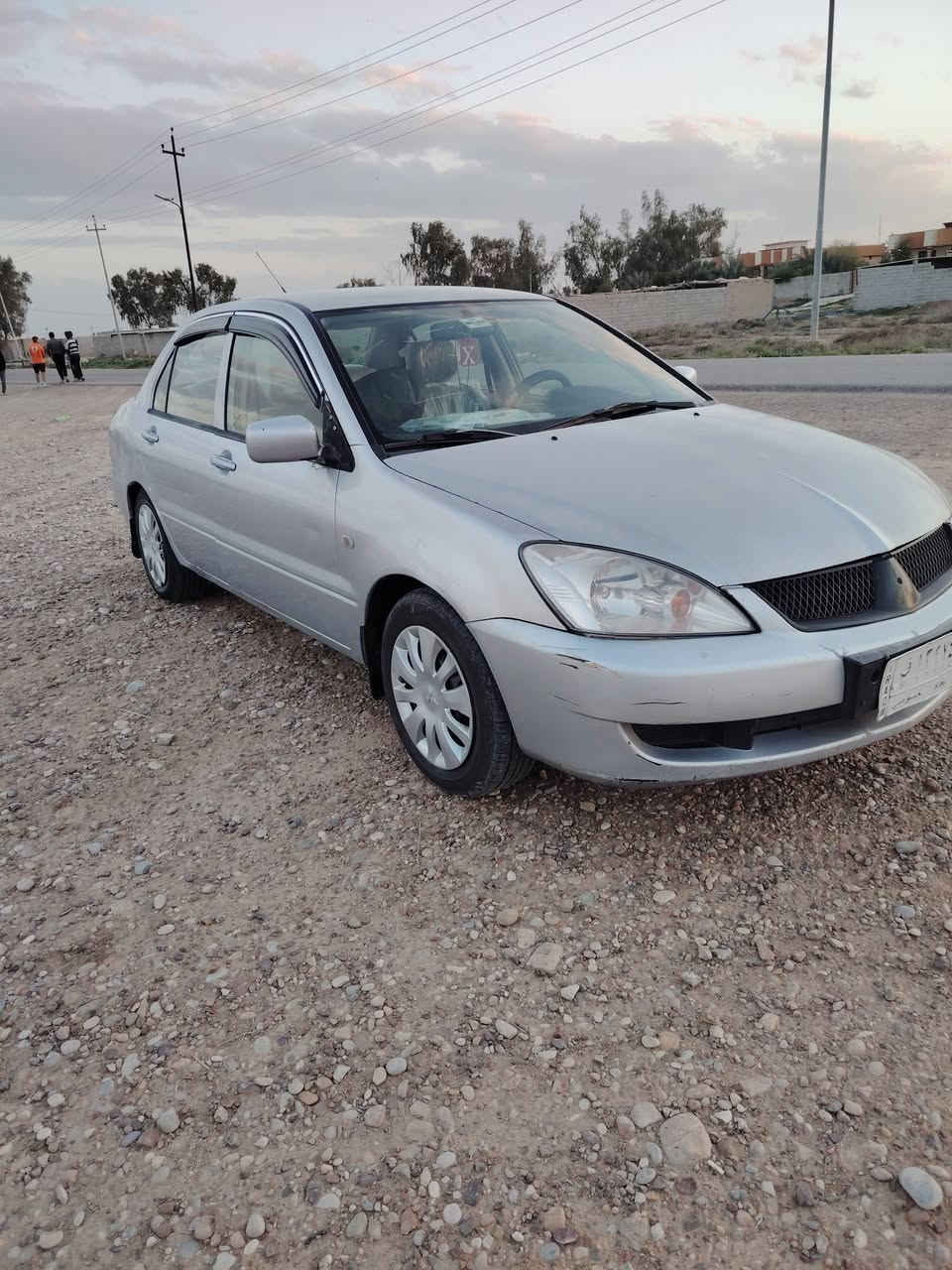 سلام عليكم لانسر 2011 للبيع رقم بغداد سنوية ما نافذة السيارة جديدة مال جناي السيارة بدون حادث بدون صبغ السونار مرفق مع الصور مكينة كير مكفولات صدر أمامي خلفي جديد تدفىة تبريد شغال تخم تاير داخل عسلي السيارة السيارة احلة من الصور كبل لشارع السعر (78) وبيها مجال مكان السيارة ديالى الشراي يتصل ***********
