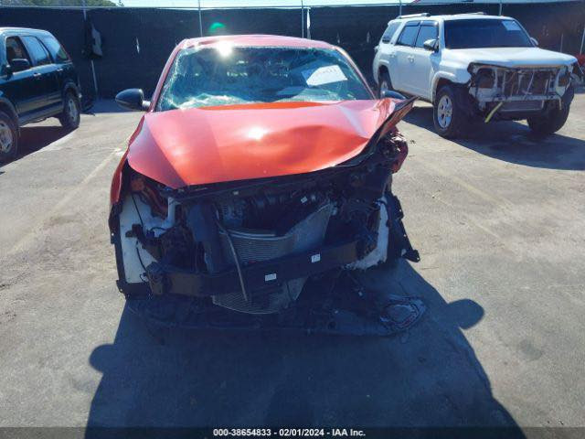 كيه فورتي موديل 2022مرقمه بغداد انكليزي فول ماعده لفتحه عنوان سياره بغداد***********
