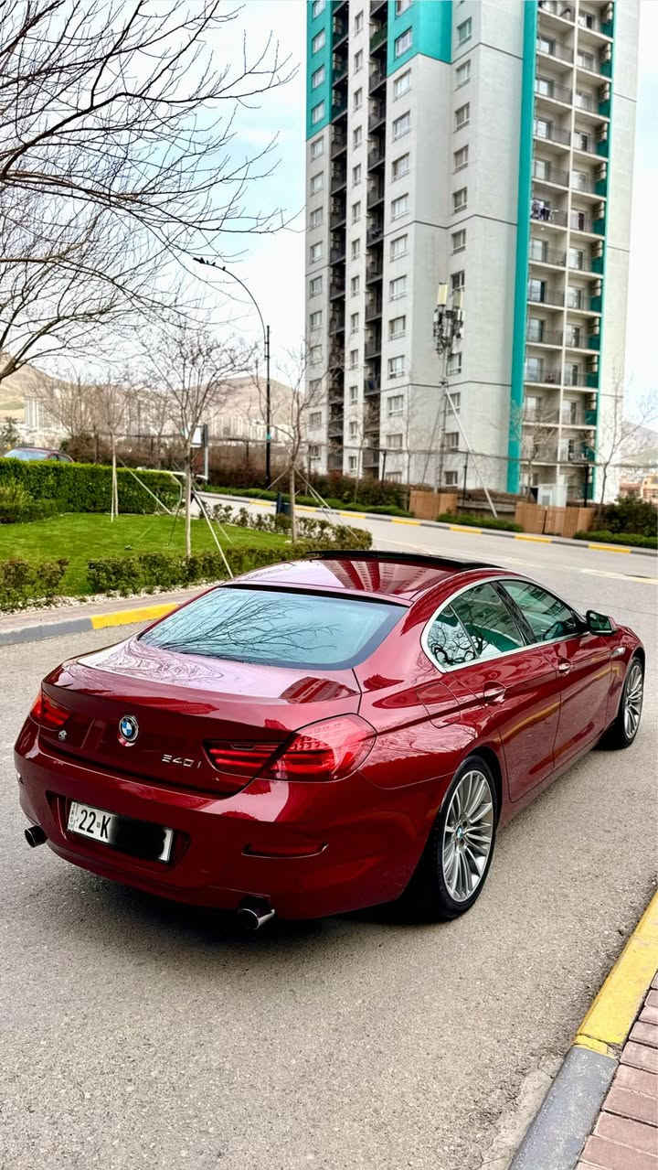 السلام عليكم 
  
2014 BMW 640i Mpackage 
 🚀Twin power turboمحرك 3.0 
خليجية وكالة العروش لون مميز ماروني📦📦🇩🇪
ارخص سعر بسوق 💸
جديدة جداً بحالة الوكالة محرك وكير شرط 
بدون اي ضربه وصبغ عدا كلير شبر بل بابين حتا باب مامفتوح  
السياره فول مواصفات
بانوراما 
رادار نقطه عمياء

ستيرن كهرباء 
كشنات جلد منفصل وخزن ومساج 
لايت داينمك وحساس مطر 
كامرات واصطفاف ذاتي 
وضعيات قيادة 3 سبورت ايكو كونفورت 
هاند بريك بصمة 
بوب 4 شفط ومري شفط
بردات خلفية كهرباء بلادي 
وبعد بيها ناسيهن
السيارة سيرفس كامل صفر مسج ومابيها اي نقص من صدر وطسه ومنظومة بانزين وتبريد

سعر السيارة 188$ مجال بصيت
وماعتقد اكو هيج نظافة وسعر بهذا الحجم والي ميعجبة البوست يعبره بدون كلام جانبي رجاءاً ❤️
مكاني سليمانية :-  *********** السليمانية, العراق
