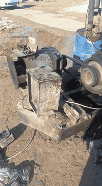 للبيع محرك عنتر  25 كيفي شغال نكره بي خيط تبخير السعر 12ورقه وبي مجال المكان ديالى ناحيه العضيم للاستفسار ***********
