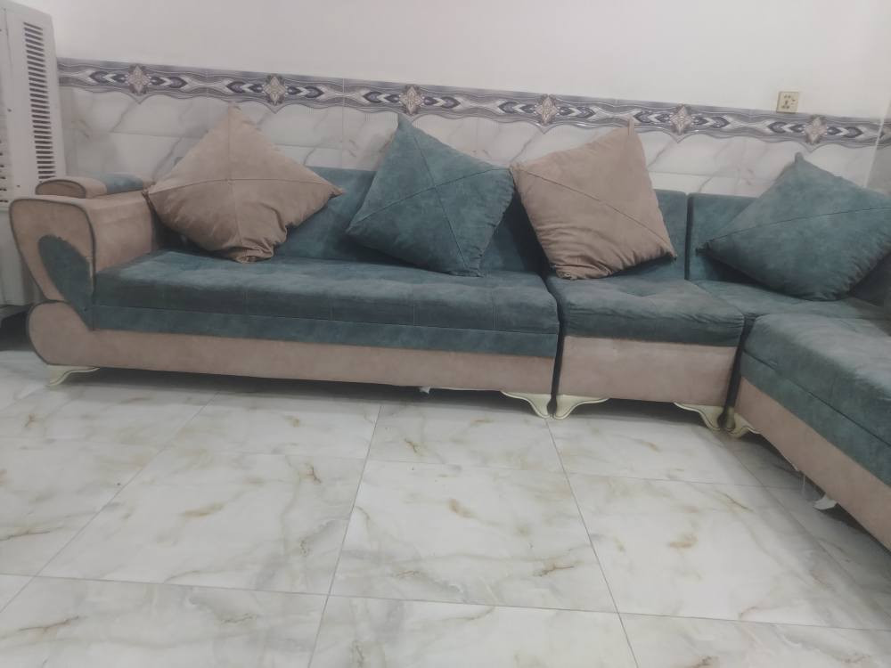 تخم ديوان 5 قطع 10 نفرات سعره 190 طباخ ٤ عيون شغال عل فحص سعره 90 مكانهن نجف حي ميسان مقابيل العسكري *********** النجف, العراق
