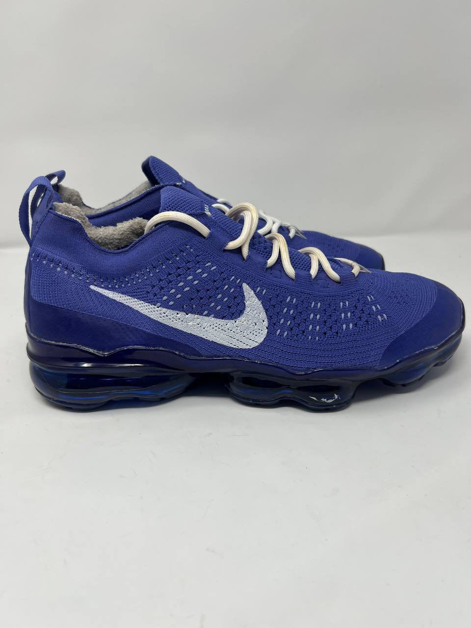 نايك air max
باله فيتنامي، حجم ٤٤ يلبس ٤٣، القطعه جدااا مريحه، تفيد للجم او رياضات مثل البدل او الريشه، شكلهه نازك ومريح وسعرهه 30 الف دينار بس

ادخل انستا شوف القطع الحلوه
https://www.instagram.com/hermes.storex?igsh=MTQwdWQ4OTZ1YmxoMg%3D%3D&utm_source=qr


**إذا كنت صاحب هذا الإعلان وتريد حذفه لأي سبب، رجاءا أرسل رسالة إلى الدعم الفني**