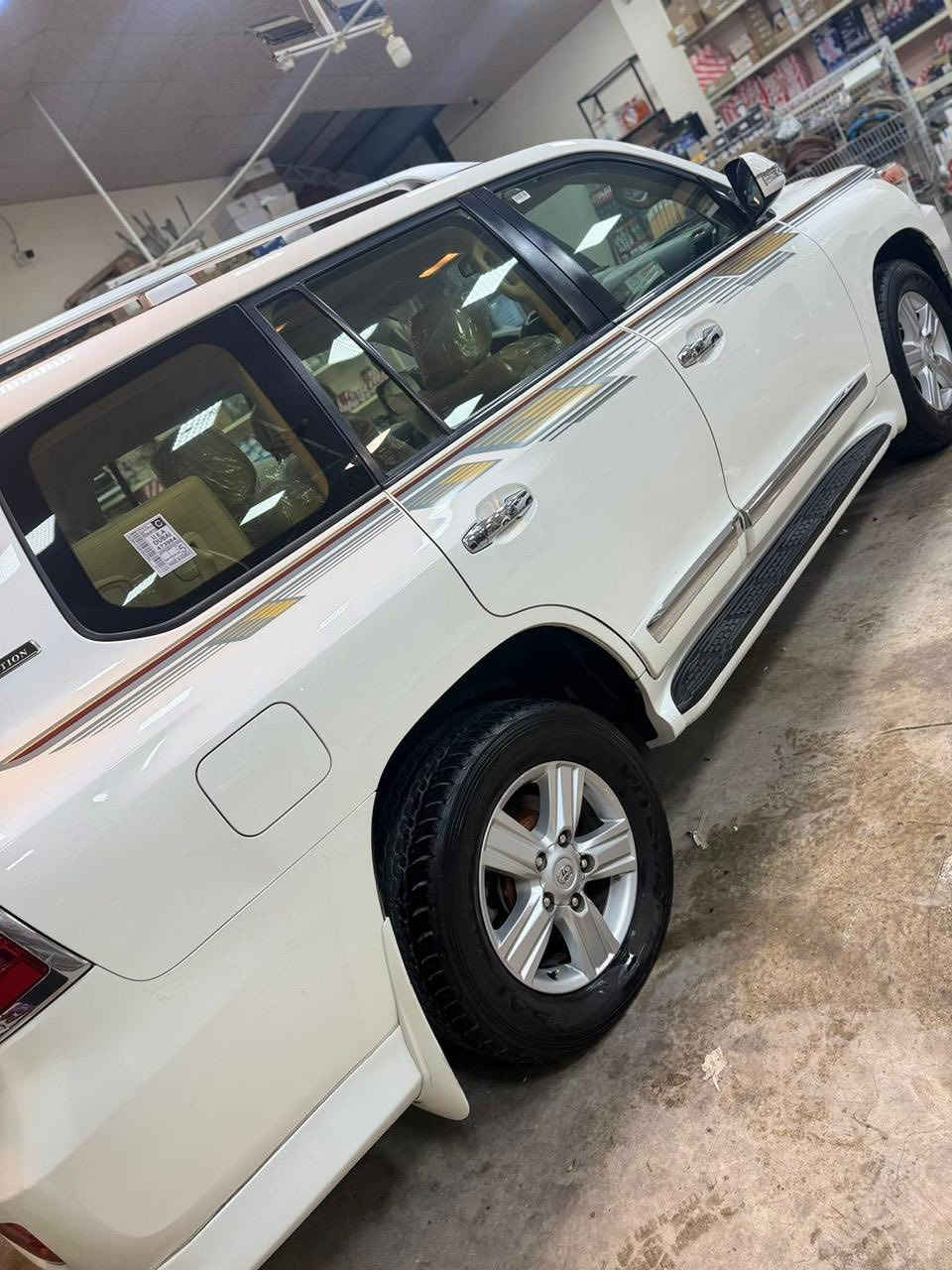 السلام عليكم لاندكروز12بريم سياره مكفوله امامك لسونار محرك 8 سلندر 4600 رقم مميز لسياره عنوان كربلاء لمقدسه 
للبيع لسعر 360 وبيه مجال 
***********
