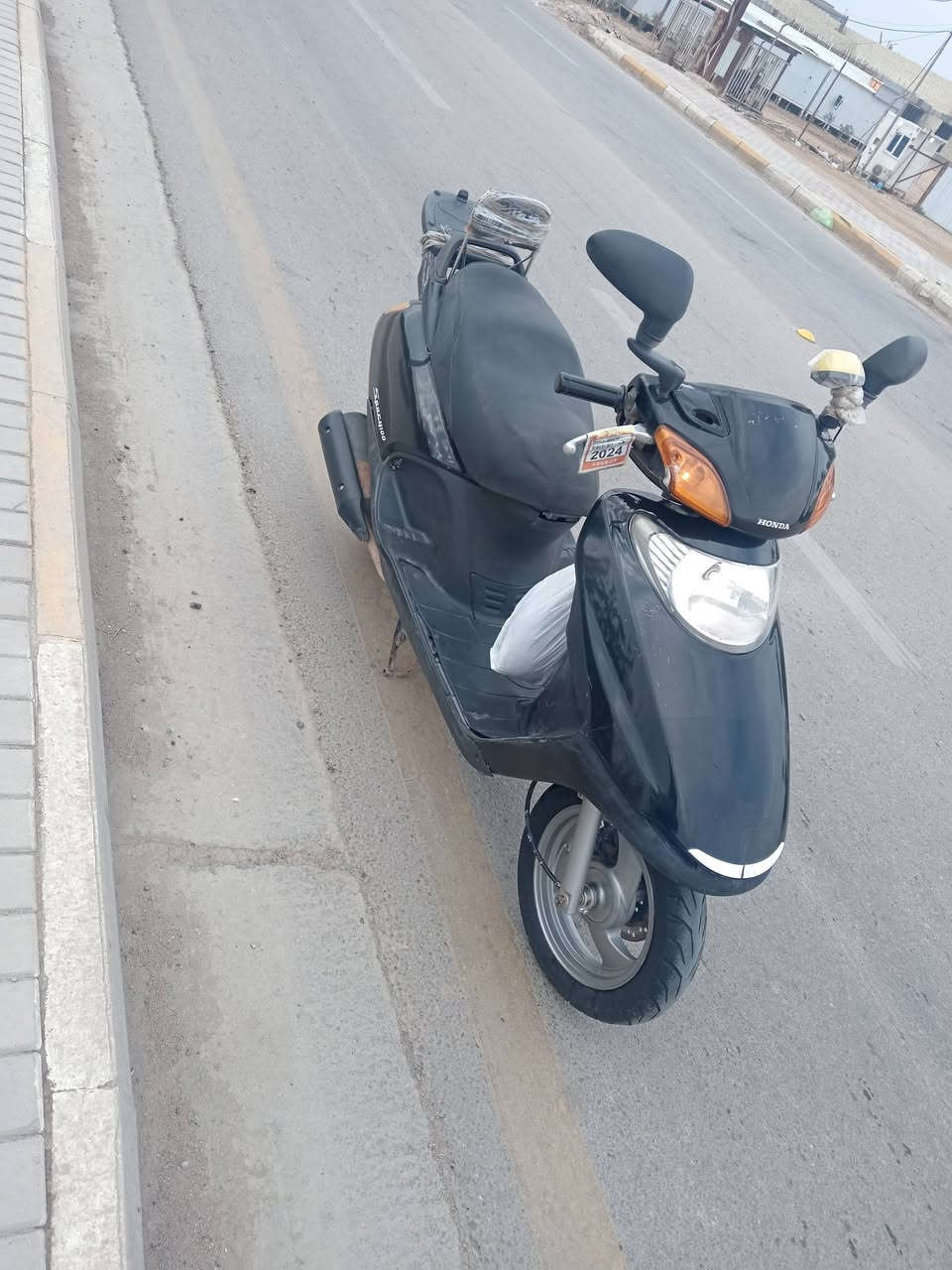 سلام وعليكم. سبيسي. ياباني. للبيع. مبدل ولفات. فقط. الكفر. مااعرف. بي. تجاري. أو. أصلي. الله شاهد  ***********.
