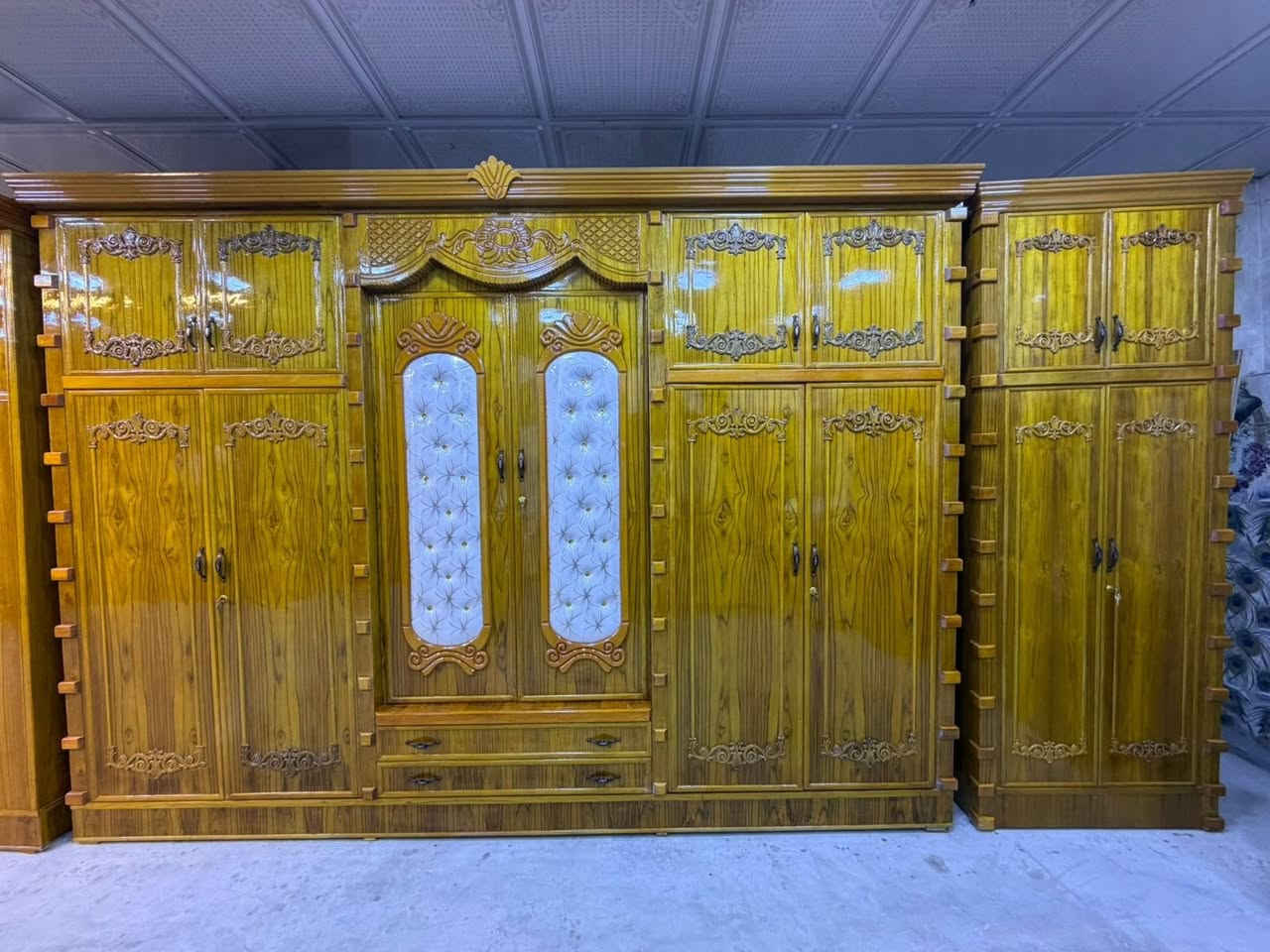 مليون و 850 فقط
للتواصل معنا عبر الفيس بوك او عبره الارقام التاليه
***********
***********
 #معرض_الاسطوره_للاثاث_المنزلي_وغرف_النوم #العنوان_واسط_قضاء_العزيزيه_قرب_بلدية_العزيزيه #غرف_نوم_محجرات_ابواب_كنتور_بوفيه_كاونتر #غرف_نوم #كنتور☑️ #عرض_خاص_لمدة_24_ساعه
