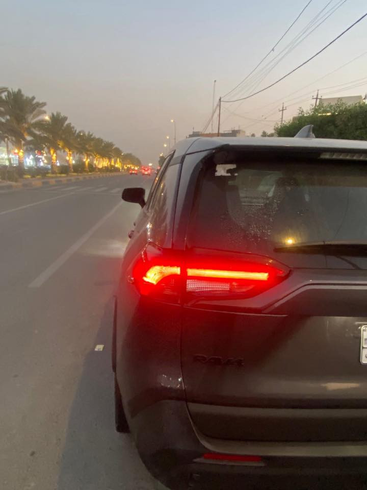 تيوتا راف فور موديل 2024 بانزين  رقم بغداد بيها 3 قطع ماشية اقل ال 19 الف كيلو  فئة LE مكانها بغداد السعر 188
***********
