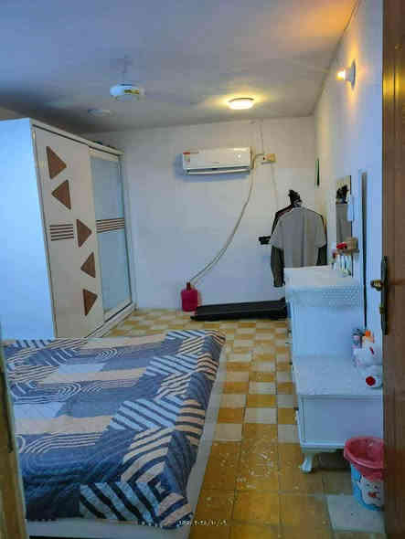 بيت للبيع مساحه 49متر طابقين ب2غرف نوم واستقبال ومطبخ وخدمات. العنوان لامين الثانيه دور لاارمل. قرب جبار ابو دهن قريب ع قناه. السعررقابل 85لتفاوض ***********
