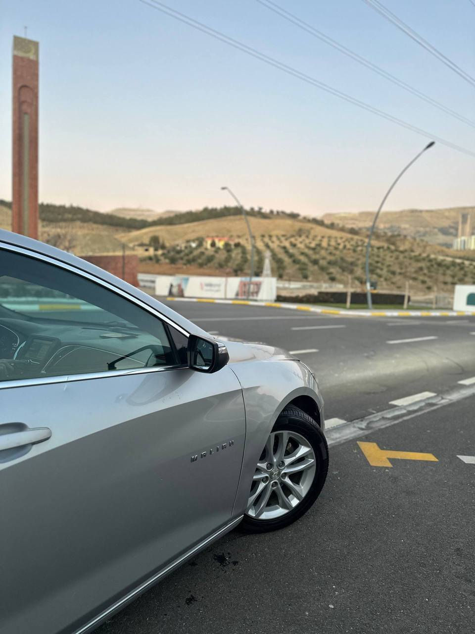 مالیبۆ  2017 LT 
مالیبۆ ٢٠١٧ ئێڵتی بۆ فرۆشتن ڕەنگ سلڤەر گێر و مەکینەو تەقەو رەقە بەشەرت سەنەوی تازەیە تا ٢٠٣٠ هەزەی تازەیە بێ بۆیاخ تەنها بۆنیت ساردی هەیە کلین تایتڵ شتێکی جاهیز و ڕێک و پێک جام کارەبا کوشن کارەبا کامێرایە تحدید سرعە ئۆتۆ ستارت و شغالە چوار دەرگا و سنوق بەسمەیە... 
بۆ زانیاری زیاتر و نرخ پەیوەندی بکە بە ژمارە تەلەفۆنی *********** یان نامە بنێرە لە خزمەتانا بین... السليمانية, العراق
