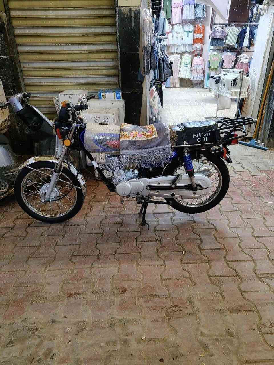 سلام عليكم
دراجه نامه امتياز
موديل 2024
الدراجه نضافه فول شوف عينك
اوراقها كارتوني مو استنساخ 
يعني الارغب بلسوك 
السعر 600وبيها مجال بسيط
الاتصال عله الرقم ***********
