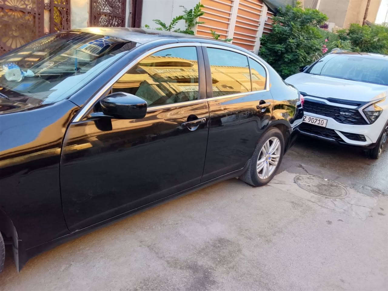 السلام عليكم
انفنتي ياباني موديل ٢٠١٣ فول مواصفات بسمي محرك سته سلندر٣٧٠٠  احول أو اسوي وكاله  حسب طلب المشتري اريدها ٦٥$ 
العنوان بغداد الجديدة 
الرقم ***********
