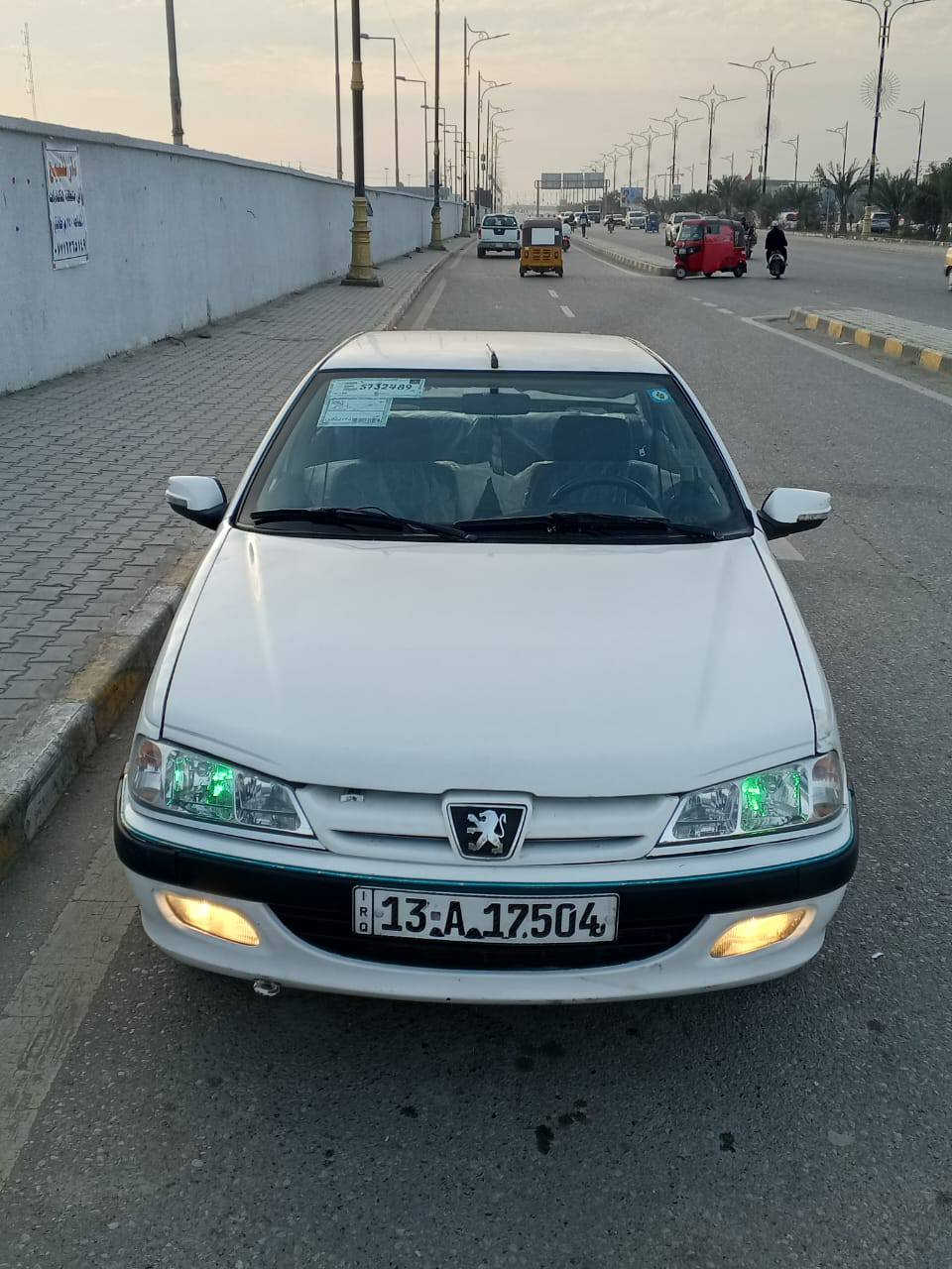 سلام عليكم سيارة بيجو بارص للبيع موديل 2015 السيارة كفاله ماعده بس بنيد مبدل نفس اللون سنوية لل30 السياره تخم تاير جديد نضيفه وحلوه للإستفسار:***********
