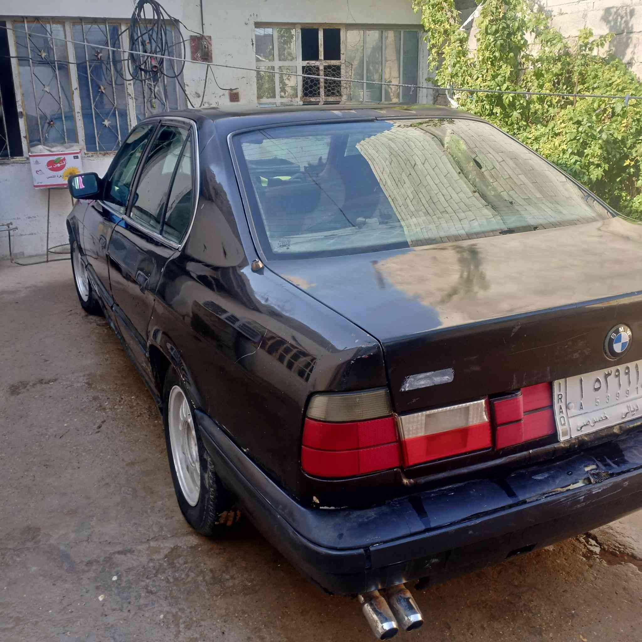 السلام عليكم بي ام دبليو موديل 93 محرك مسكر كير جديد فول اوتوماتيك كله شغال مكن السياره ديالى بعقوبه هذا رقمي ***********
