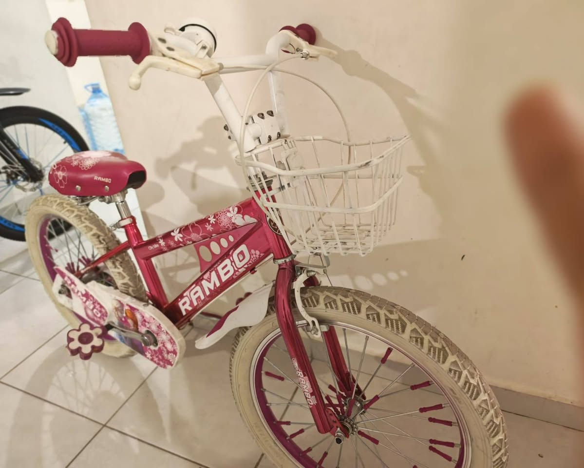 للبيع بسعر 80 الف


**إذا كنت صاحب هذا الإعلان وتريد حذفه لأي سبب، رجاءا أرسل رسالة إلى الدعم الفني**