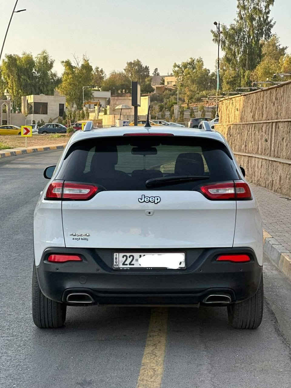 للبيع فقط!!$120 مجالها بسيط
جيب شيروكي موديل 2016
الضرر قطعتين صبغ بوند وجاملغ اليمين بدوون دوااخل
محرك 6 سلندر 3600cc / كير ومكينه بشرط 
رقم أربيل انكليزي
تدفئة وتبريد بلكشنات فول مواصفات عدا الفتحه
كامرة وشاشة بلادي حساس امامي وخلفي
تحكمات بل ستيرن مع مثبت سرعة 
أربعة انظمه قياده
للتواصل واتساب ***********
