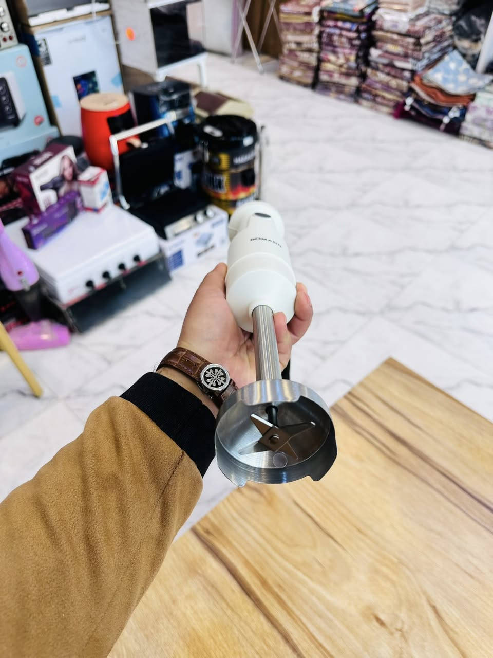 مهراسة استيل من شركة بومان 
قوة 300 واط
السعر // ١٥,٠٠٠ الف ___
🔥🔥🔥🔥🔥🔥🔥🔥🔥


**إذا كنت صاحب هذا الإعلان وتريد حذفه لأي سبب، رجاءا أرسل رسالة إلى الدعم الفني**