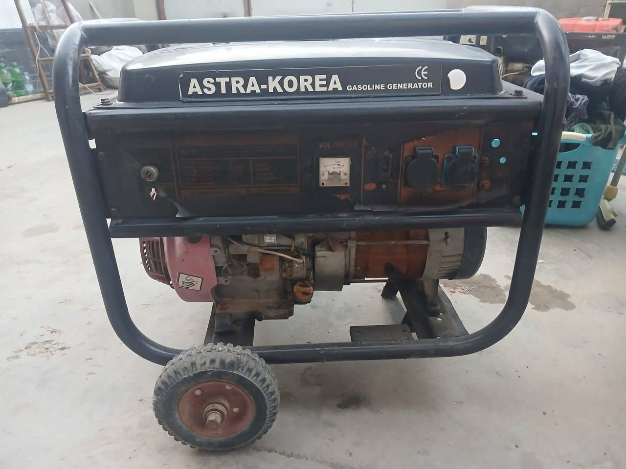 السلآم عليكم من رخصت الادمن  مولدات للبيع شغالات عل فحص  كاما وبانزين العنوان بغداد المعامل الباوية الاستفسار  ***********
