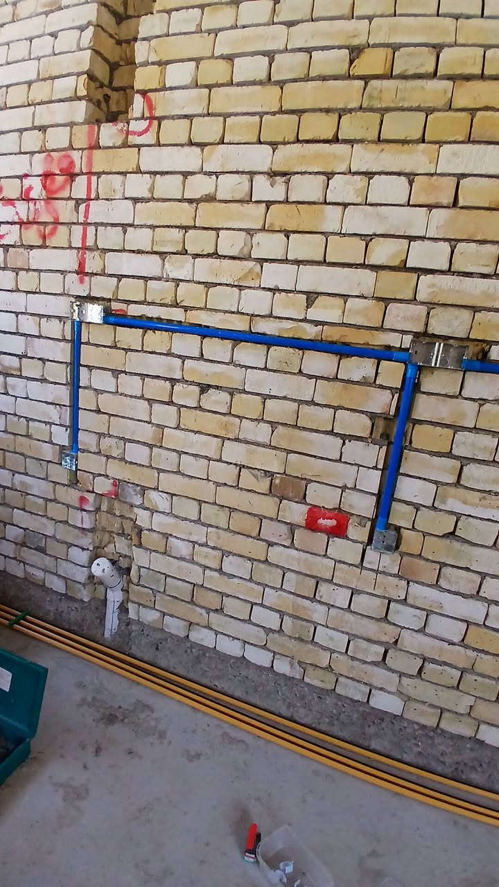 تأسيسات كهربائيّة عامه 
منازل، محلات،، شقق 
عمل حسب طلب الزبون بوري،، سيمنز 
عمل منظومة كامرات 
منظومة ستلايت 
منظومة نت 
ابو زينب الكهربائي ***********
