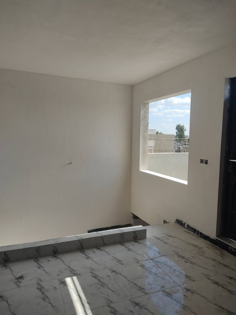 اسطه بياض متفرغ ***********
