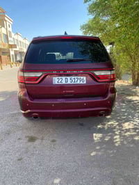 دودج دورينغو GT موديل:٢٠١٨ اللون : ماروني مكينة :٣٦٠٠ (٦سلندر) مقعدين ...