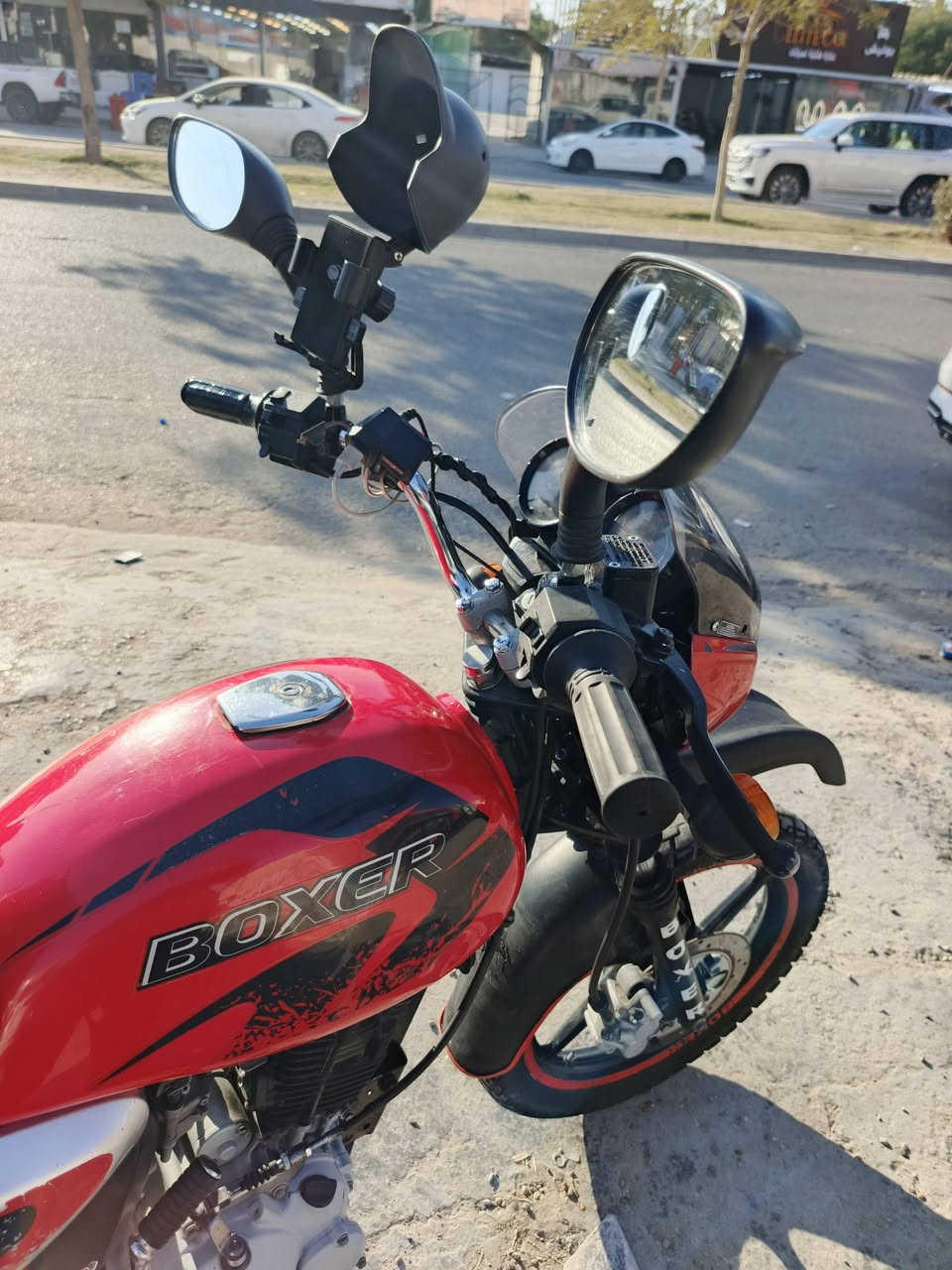 دراجة بوكسر موديل ٢٠٢١ نضيفه مجفته بس شركة دراجة مناقصها شي بأسمي تحول ثاني يوم
رقم بغداد
السعر:(2000000) مليونين
 اتصال رقم الجهاز (***********) او  يدخل خاص
(سكني بغداد_حي الفرات)
