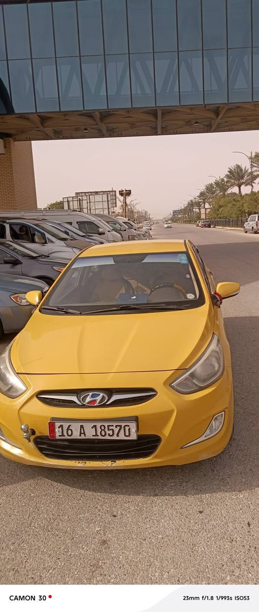 السلام عليكم  للبيع  اكسنت خليجي  مكفوله واحد على واحد  دوش  قطرتين 
رقم  قادسيه   باسمي  مصفره هيئه وغرامات  
موديل 14   كفاله     السعر  95  قفل  
مكاني كربلاء    ***********
 كلشي  شغال  من  كهربائيات  من  كلشي
