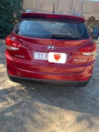 توكسان 2014 خليجي رقم بغداد باسمي بيها جاملغ وبنيد بدون دواخل وبدون حا...