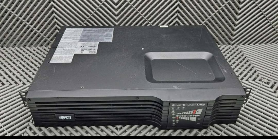 Ups SMART ONLINE
ARTROIC 
1KV
2 باتري 
SMART ONLINE 
بدون باتري و كلشي مضبوط 
جملة 55الف
مفرد 70الف


**إذا كنت صاحب هذا الإعلان وتريد حذفه لأي سبب، رجاءا أرسل رسالة إلى الدعم الفني**
