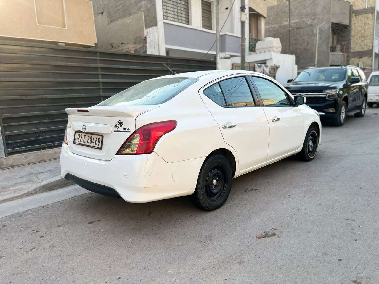 سلام وعليكم نيسان سني موديل ٢٠٢٣ ماشيه ٥٠ الف بعدها زيرو بأسمي تحويل ثاني يوم فول مواصفات بصمه شاشه كاربلاي اشاير مري كير مكينه كله مكفول بيها صبغ جاملغ الخلفي وبارد بل جاملغ امامي موضح كدامكم 
مكاني بغداد / السيدية حي الإعلام  
***********
