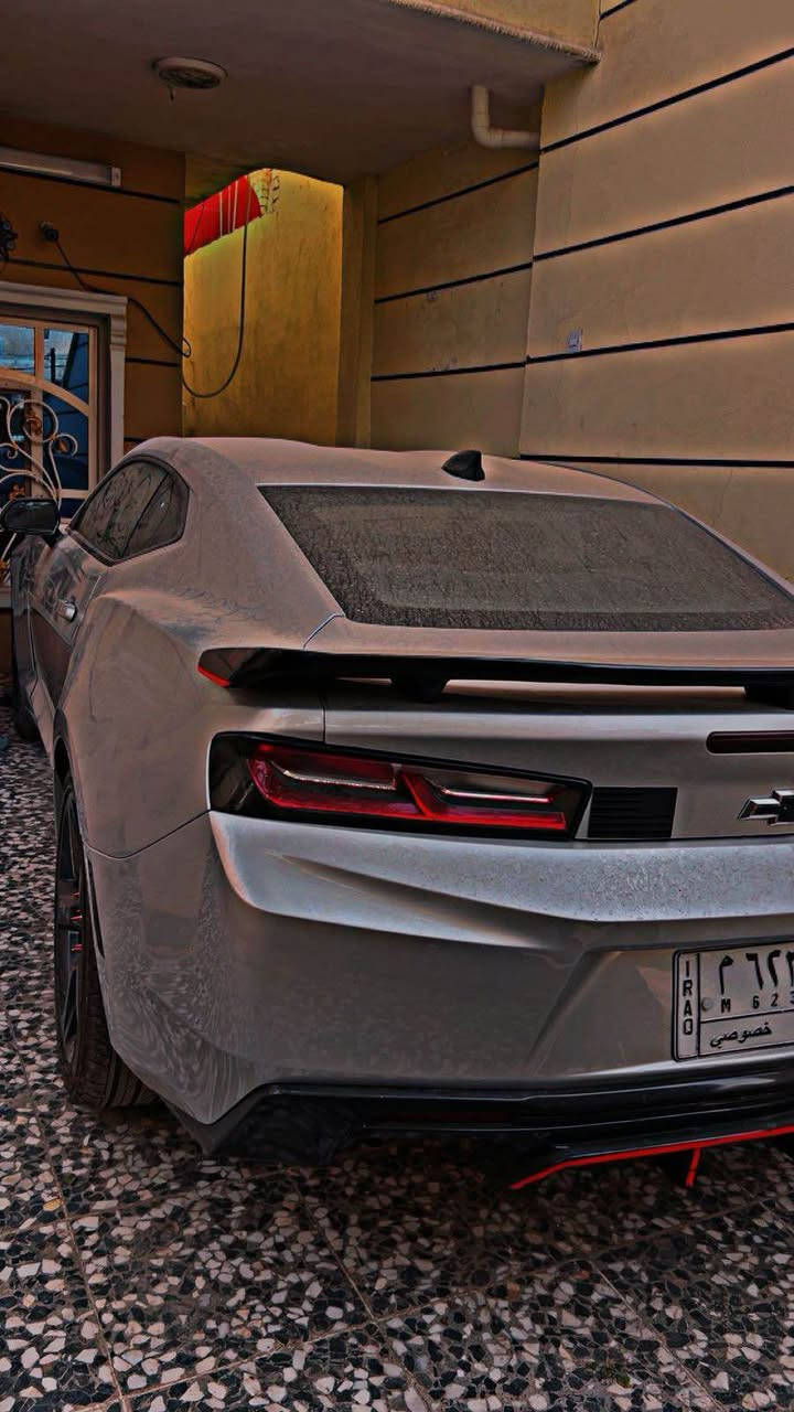 السلام عليكم للبيع كمارو موديل 16 مكينة 6 مواصفات ال6 المعروفة السيارة عليها صدر امامي خلفي جديد باتري جديد تخم تاير جديد دسكات تصفير فلنجات كلها جديدة السيارة مكفوله من كير ومكينة و اكسل و كهربائيات و لغود و شواصي 
رقمي :*********** 
عنوان بغداد : الدورة : ابو دشير بغداد, العراق
