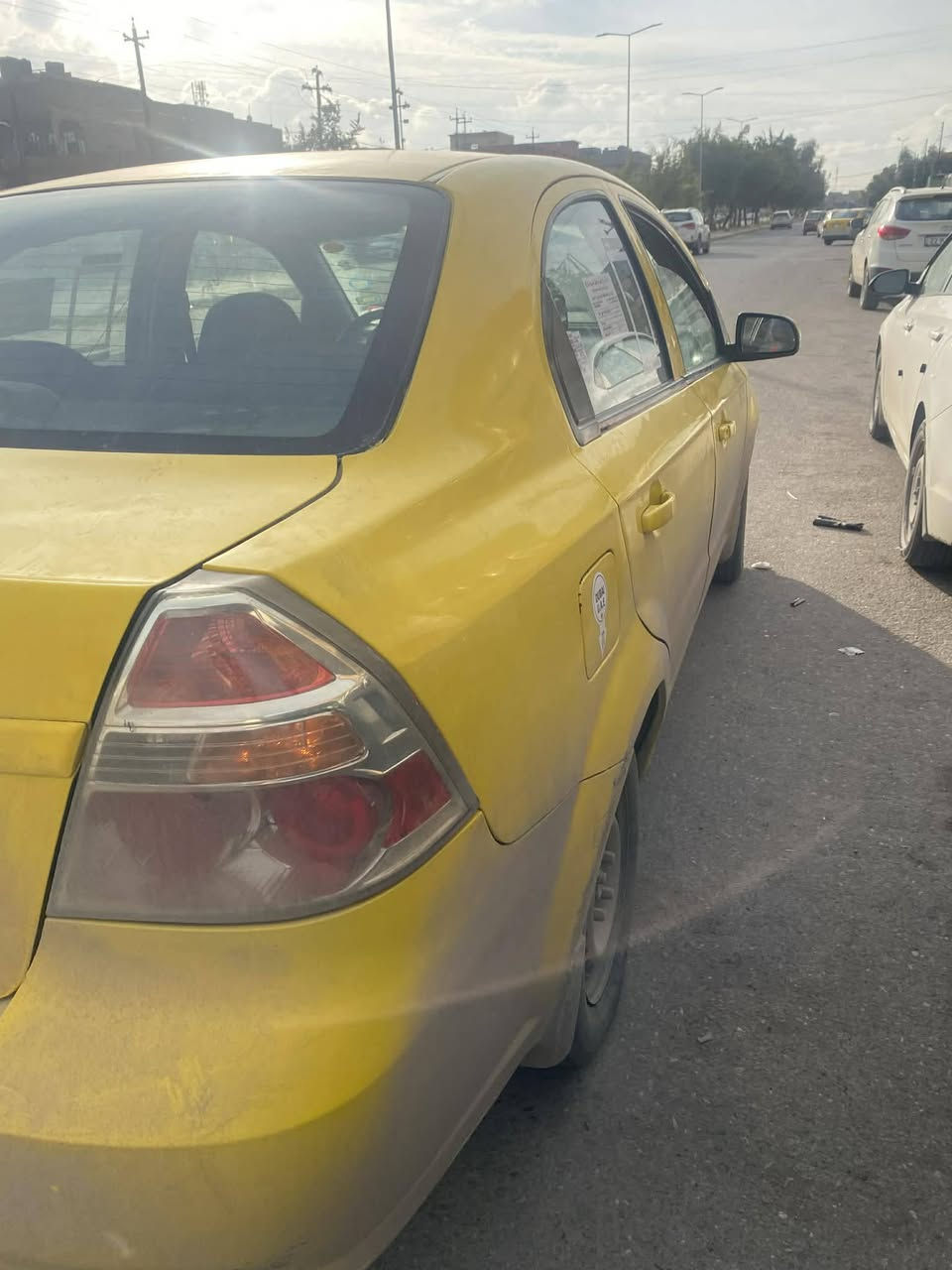 افيو تكسي🚗
موديل 2007👋
رقم ديالى مشروع وطني🙋‍♂️
كاربون بانزين ⛽
كير عادي👋
شرط التحويل والوكاله  👋
هيئه وغرامه صفر👋
محرك وكير شرط 👋
تدفئة وتبريد شرط 👋
طخم تايرات جديد👋
بدون ضرر بيها تلقيطات معجون 👋

#السعر-53$💸 وبيها مجال 
 العنوان.#مكتب_ريسان_لبيع_وشراء_السيارات (#موصل_الجانب_الايمن_حي17تموز_سايدين_الاقتصادين_مقابل_قطاع_الربيع) 
#اوقات_العمل⏲️ موجودين بالمكتب من ساعه10صباحاً الى الساعه 9مساءً 
ملاحظه يرجى الاتصال من الساعه العاشره  صباحاً الى الساعه العاشره مساءً 
للاتصال
📱***********
📱***********
#مكتب_ريسان
