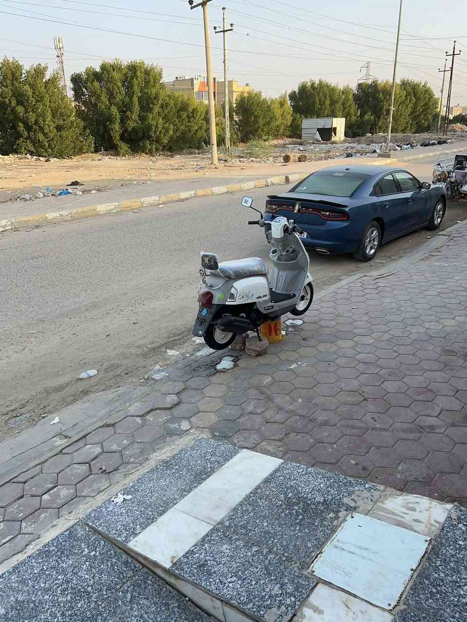سلام عليكم دراجه بوليس حاويه للبيع دراجه كفاله عامه مامفتوحه كل ع وضع البلاد كلشي شغال بيه نكره سلف لايت عالي ناصي أشاير دراجه مال جناي المايعرف اسعارهن لا يتصل باقي تفاصيل ع رقم 
***********
