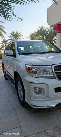 لاندكروز GXR • ٢٠١٢ • رقم بغداد