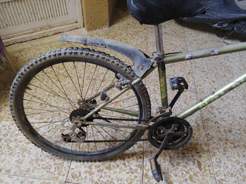 باسكل جبلي للبيع زيتوني نظيف يرادله ترتيبات بسيطه السعر 35 الف وبي مجال للشراي مكاني حي الفارس ***********
