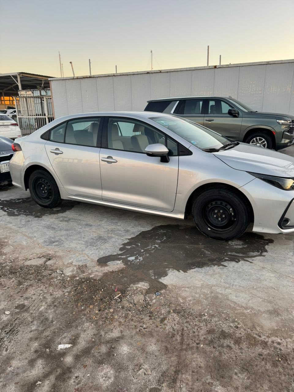 السلام عليكم سياره كورلاه 2023 خليجيه رقم مثنى معوقين سياره جديده كلش بيه رشه صبغ جاملغ الخلفي فقط وباقي وكفاله محرك 2000 دوش السعر 143 وبيه مجال مكان سياره السماوه المركز رقم موبايل ***********
