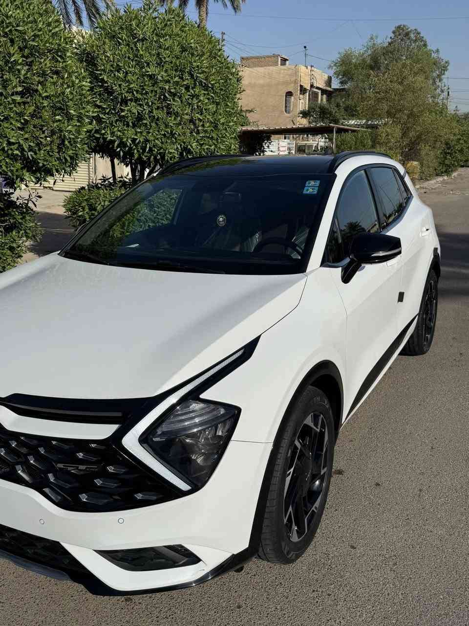 السلام عليكم
كيا سبورتج 
موديل 2024 جيتي لاين
ماشيه 24 الف كيلو السياره رقم بغداد  سنويه (بأسمي)
فول مواصفات 
بصمه وتشغيل عن بعد
بانوراما
كراسي جلد وكهرباء وتدفئه بالكراسي
جنطه كهرباء
حساس امامي خلفي
لايت زنون وبك لايت لد
شاحن وايرلس
هندبريك كهرباء
اوتو هولد ومساعد نزول منحدرات ومانع انزلاق 
شاشه اصليه تدعم نظام ابل كار بلي
كامره خلفيه
صور السونار مرفقه ( حادث بسيط ) فقط بارد

مكان السياره بغداد

السعر 222$ بيه مجال


**إذا كنت صاحب هذا الإعلان وتريد حذفه لأي سبب، رجاءا أرسل رسالة إلى الدعم الفني**