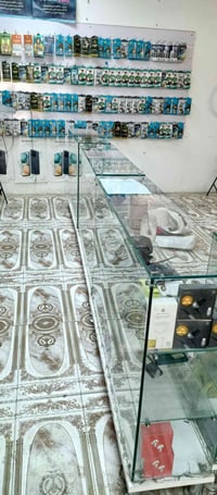 ميز جام خانة معروض للبيع  العدد 4 الهاتف07867423595