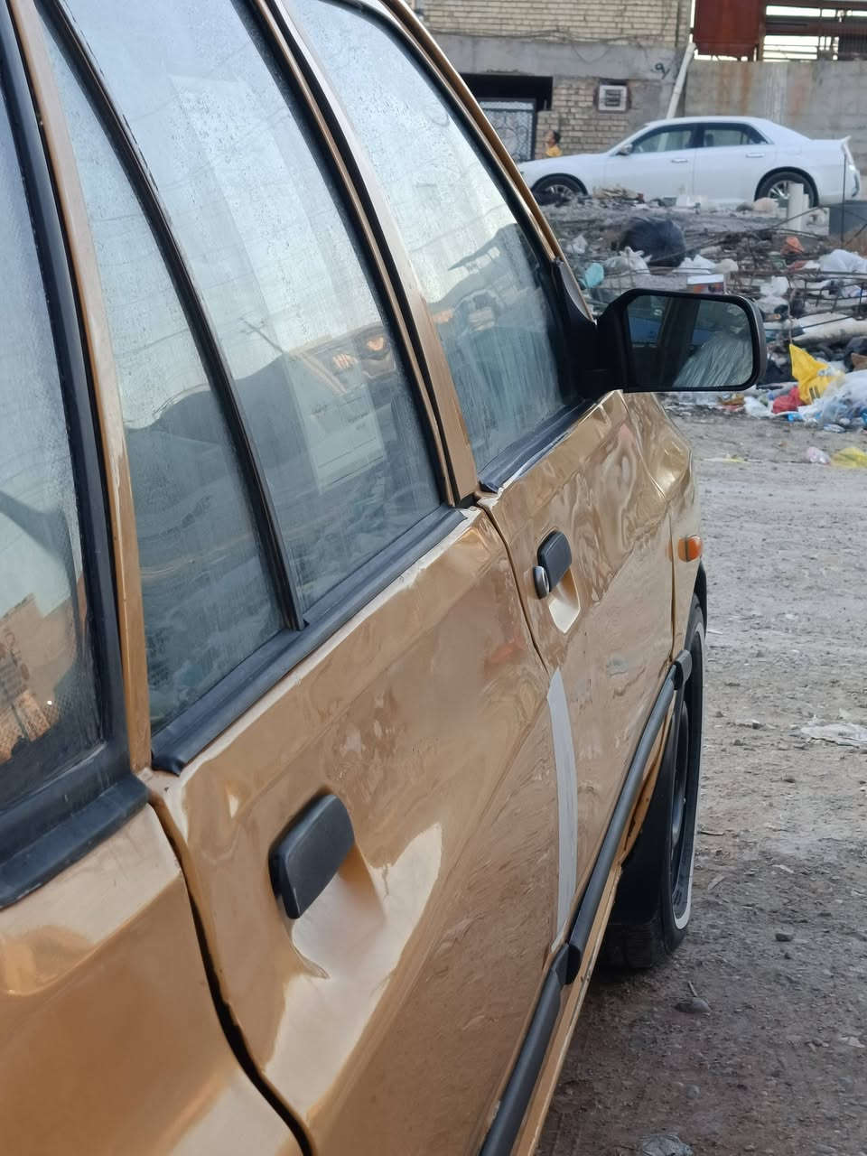 السلام عليكم سايبه للبيع موديل 2013 مكينه كير خير من الله مصفره هيئه وغرامات رقم بغداد الماني السعر 29 وبيهه مجال للشراي مكاني بغداد زعفرانيه ***********
