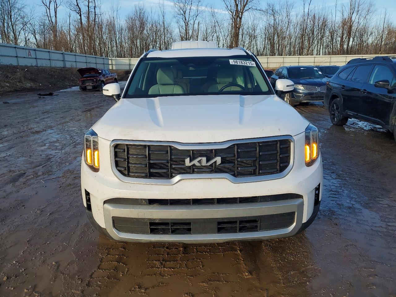 #أعـــلان_مــــــــــزاد #مكتب_بوابة_دبي
سعر نقل مخفض الى جميع الموانئ
ـ نوع السيارة : 2024 KIA TELLURIDE S
ـ تاريخ المزايدة : 25/3/2026 الساعة 5:00 مساء 
ـ السعر : حسب تاريخ المزايدة المذكور أعلاه: 350$ دولار 
ـ الضرر والمواصفات : حسب الصور المرفقة
-جميع السيارات الهايبرد الكهرباء معفي
من الكمرك الضريبة والرقم مجاناً
ملاحـــظــة .. السيارات المعروضة داخل الصفحة هي مجرد نماذج بسيطة للمزاد
وللمزيد من المعلومات الحضور الساعة الرابعة عصرا الى مقر الشركة الكائن في:
شارع الحزام الاخضر المدينة المايئة- مقابيل حي العدالة #النجف_الاشرف
المكتب ***********
زيد الطفيلي***********
عبد الله الزاملي***********
للانضمام لكروب الواتساب اضغط ع رابط
https://chat.whatsapp.com/HEg5DTFOYCnFPwSoSvOuuq
