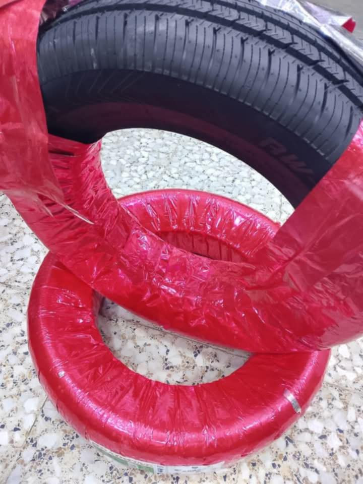 عندي للبيع زوج تاير جديد بالنايلون قياس ١٩٥/٦٥/١٥سعره ٨٠  الف مكان بغداد موبايل ***********
